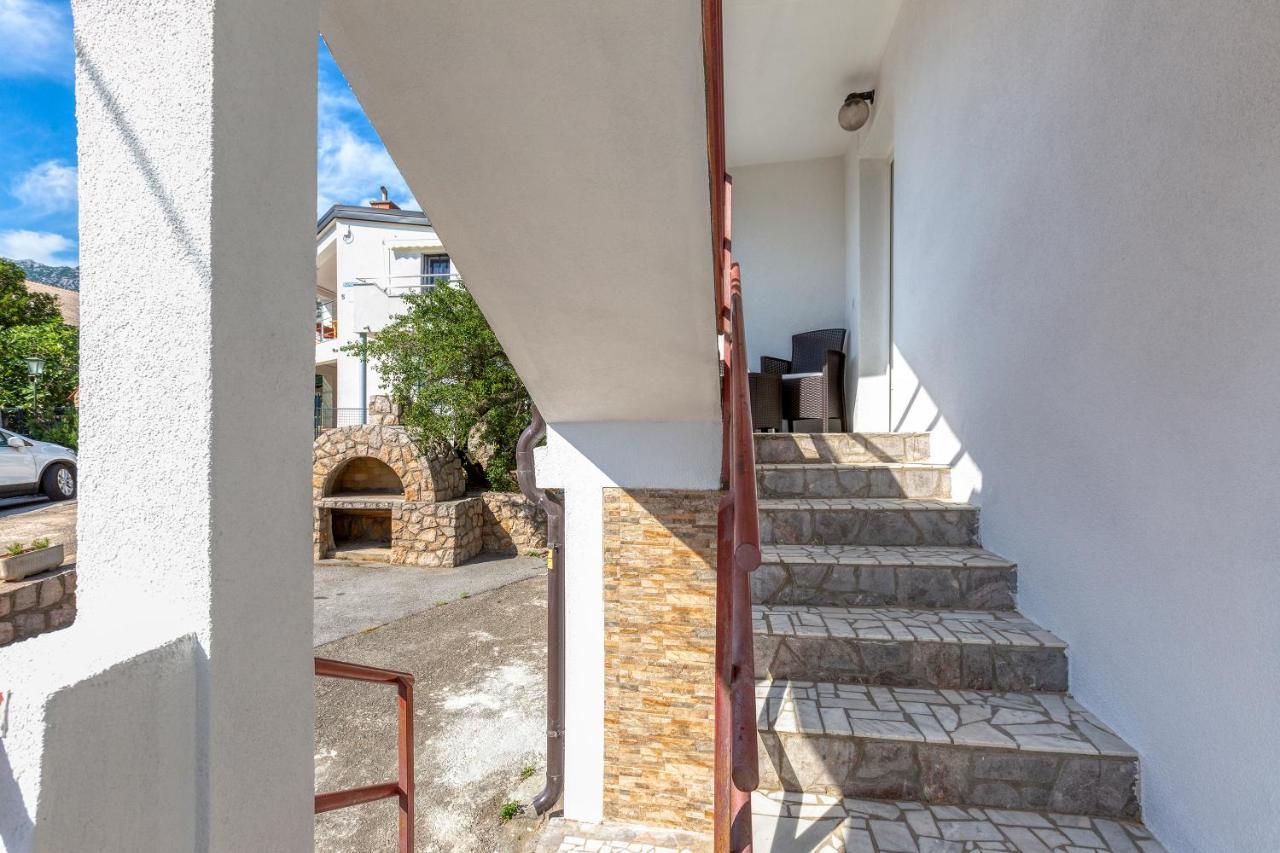 Apartmani Luky Karlobag Kültér fotó